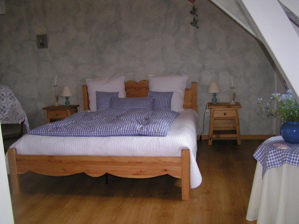 Hotel La Freneraie Paulhac  Pokoj fotografie