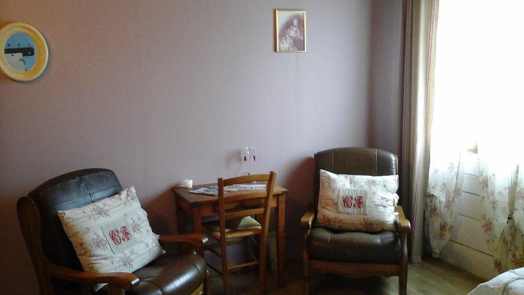 Hotel La Freneraie Paulhac  Pokoj fotografie